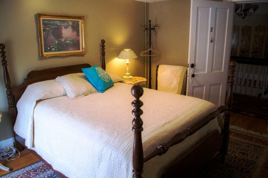 The Red Lantern Inn Low Moor Esterno foto